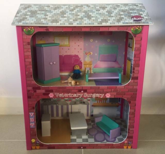 camden court dolls house